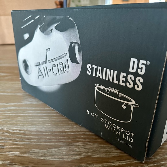 All Clad D5 Stainless 8 QT Stockpot w/lid NWT - Picture 3 of 6